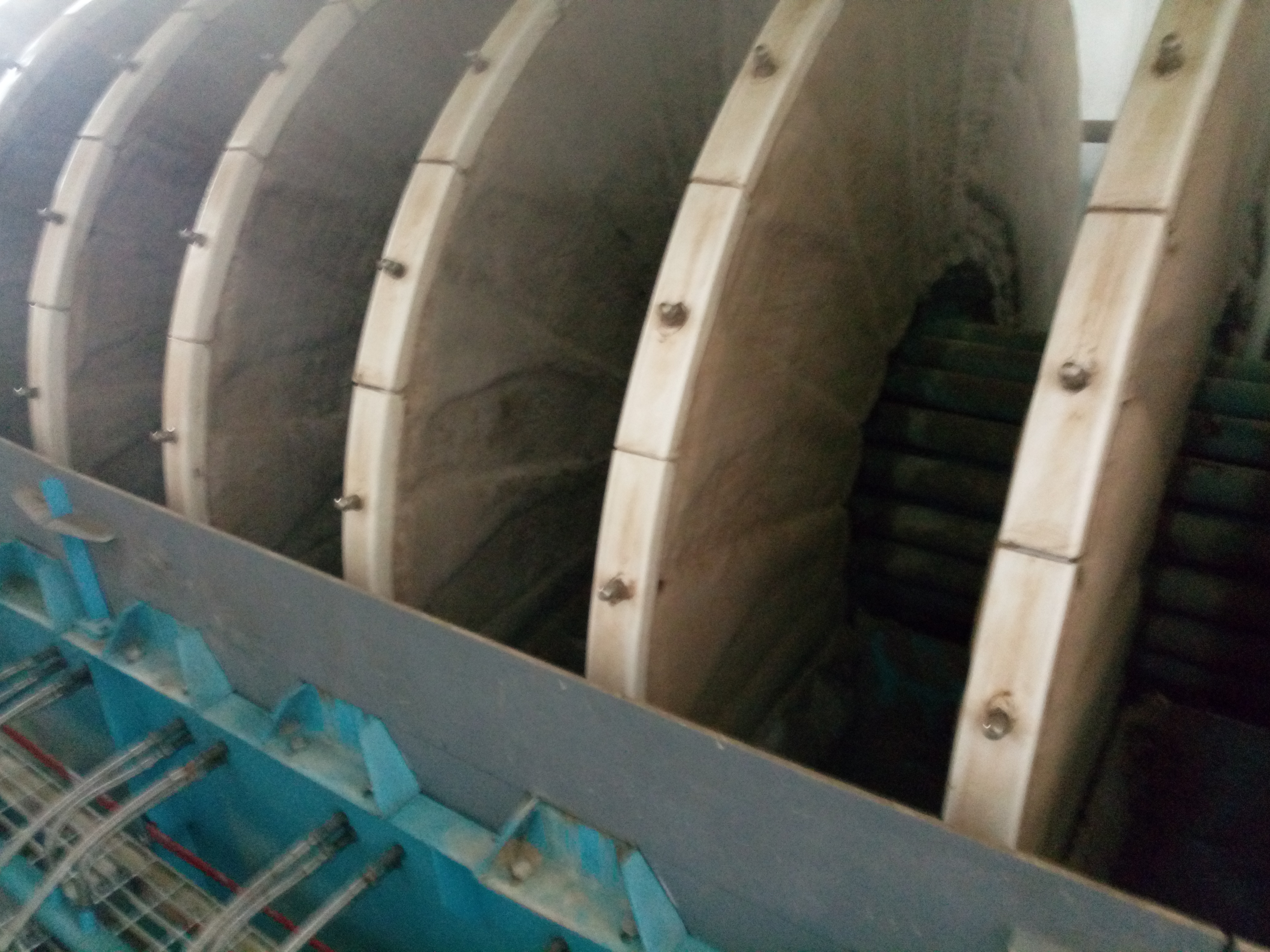 國電荊州長源電力2*600MW機(jī)組，濾布圓盤石膏脫水機(jī)